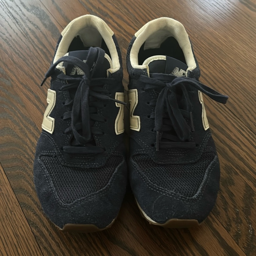 New Balance 996 barely worn!